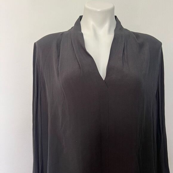 Lord & Taylor Career Top Long Sleeve Crepe V Neck NWT - Picture 5 of 13